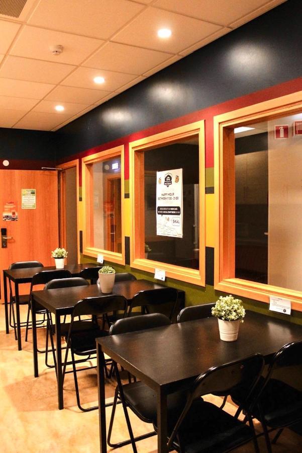 Bus Hostel Reykjavik - Reykjavik Terminal Экстерьер фото