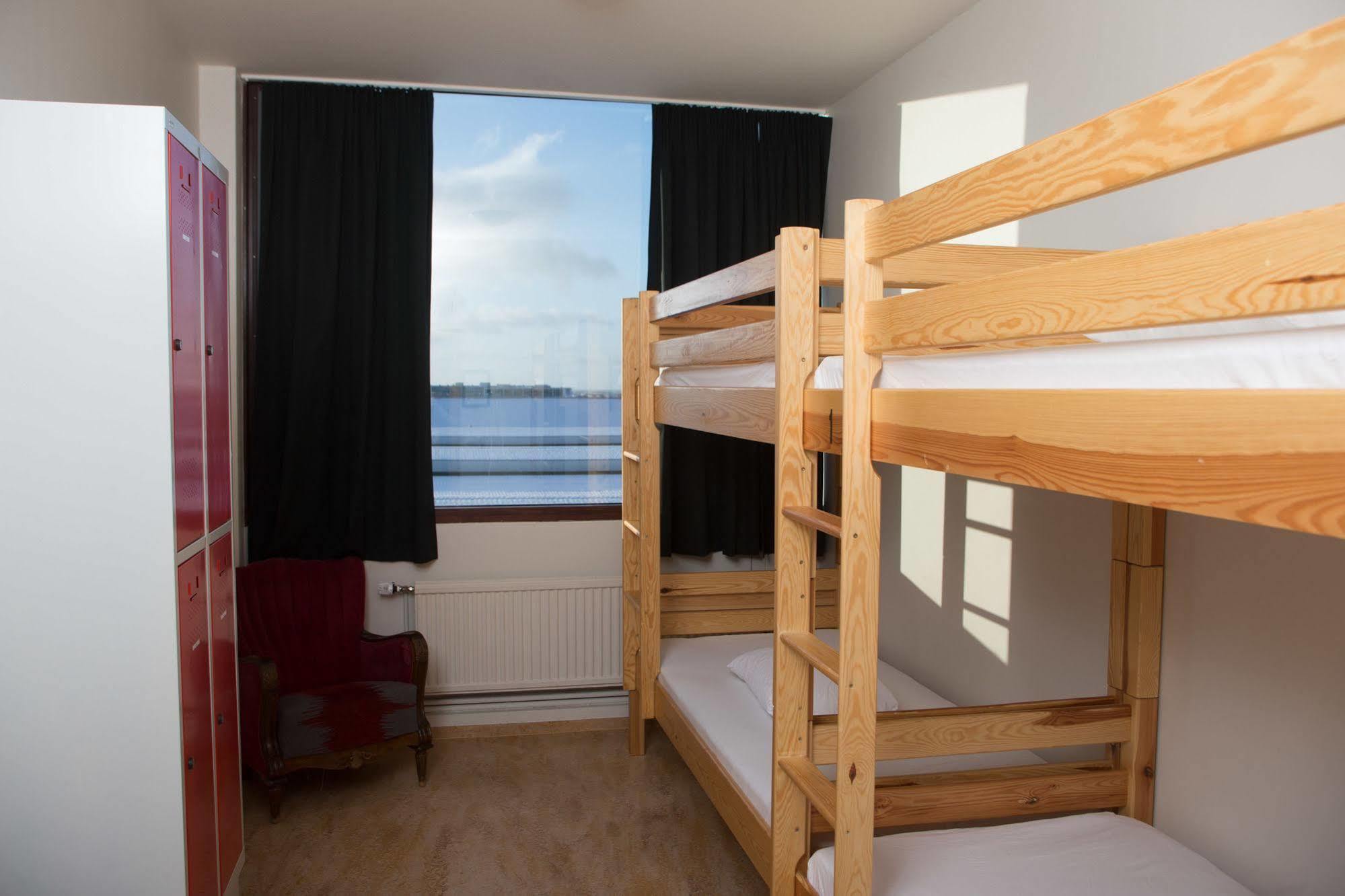 Bus Hostel Reykjavik - Reykjavik Terminal Экстерьер фото