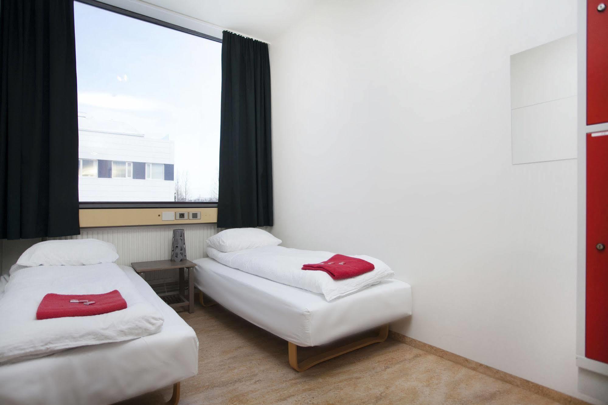 Bus Hostel Reykjavik - Reykjavik Terminal Экстерьер фото