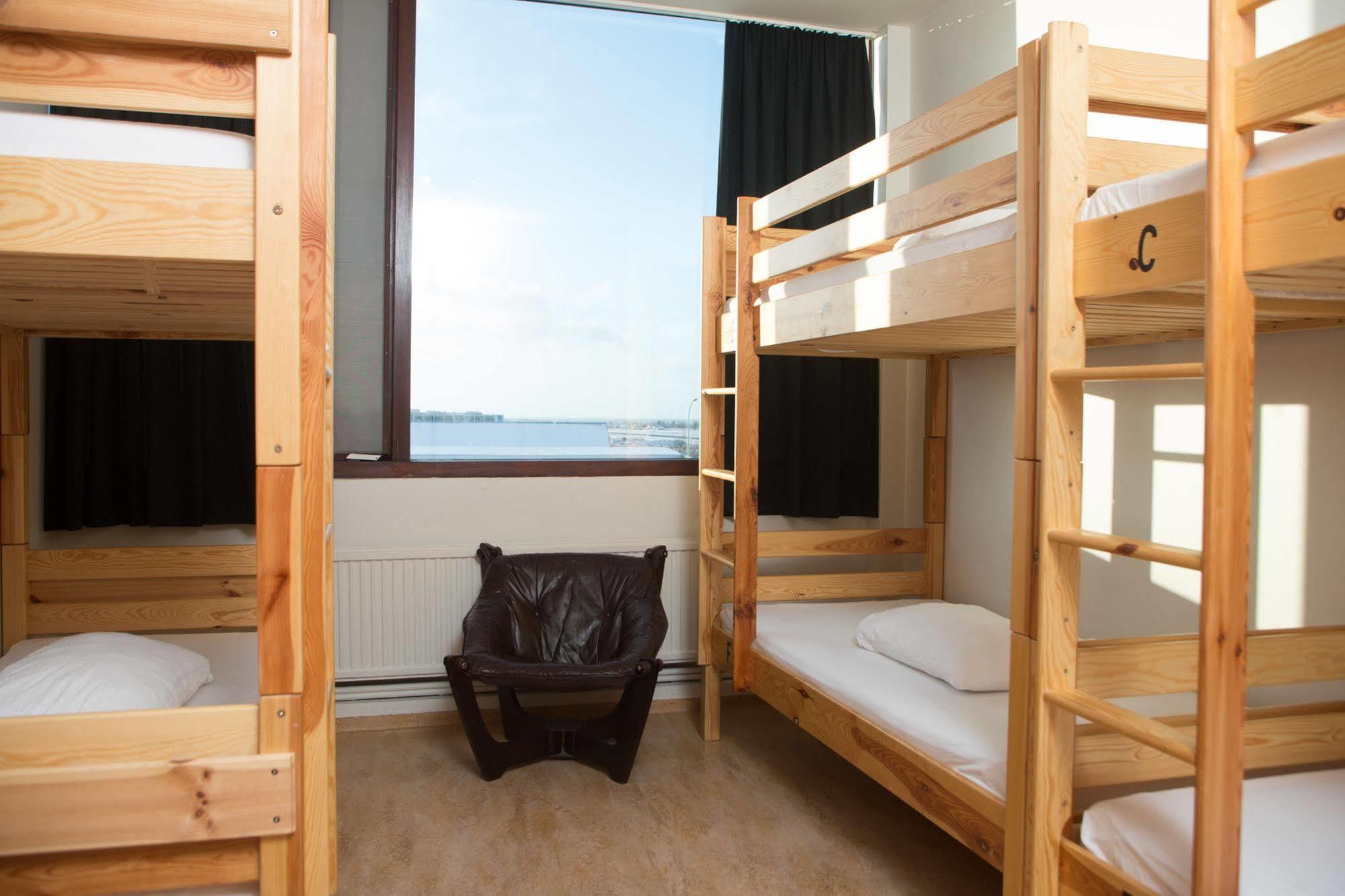 Bus Hostel Reykjavik - Reykjavik Terminal Экстерьер фото