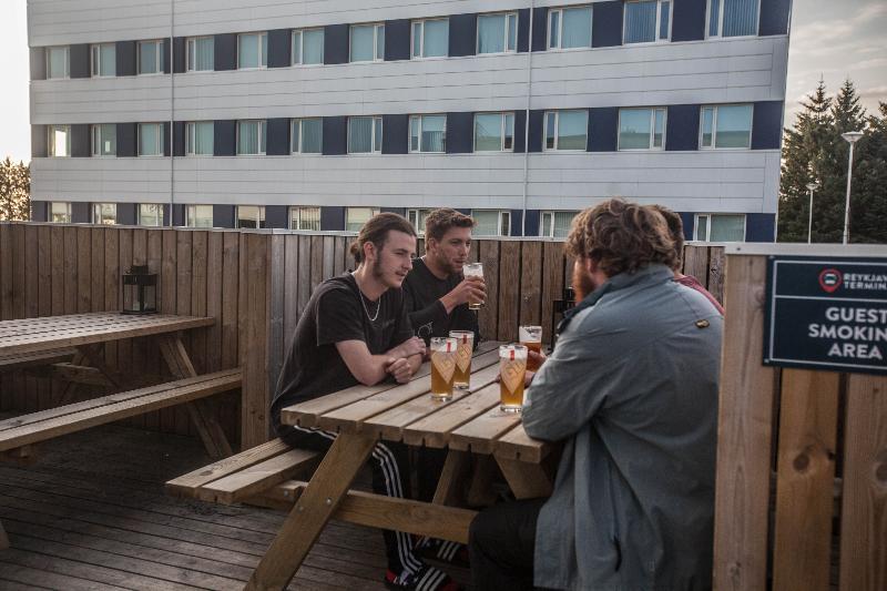 Bus Hostel Reykjavik - Reykjavik Terminal Экстерьер фото